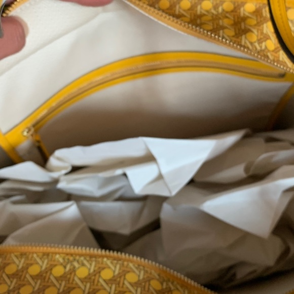 SOLD⛔️Authentic TORY BURCH LOGO coated canvas/leather zip top tote w wristlet - Picture 12 of 16